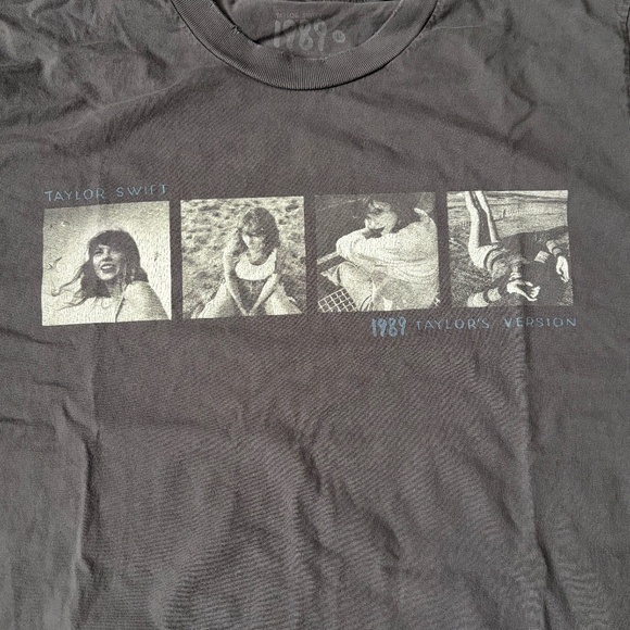 Taylor Swift 1989 "Taylor's Version" T-Shirt - Picture 2 of 8